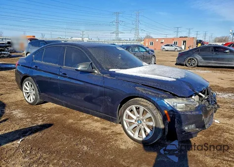 2013 BMW 328 Xi z USA, uszkodzony, nr VIN WBA3B3C58DF539434